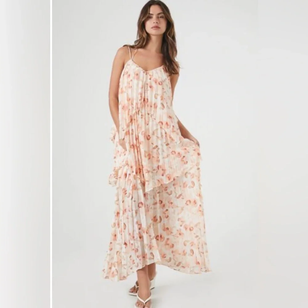 Floral chiffon pleated maxi dress nwot - Picture 3 of 4